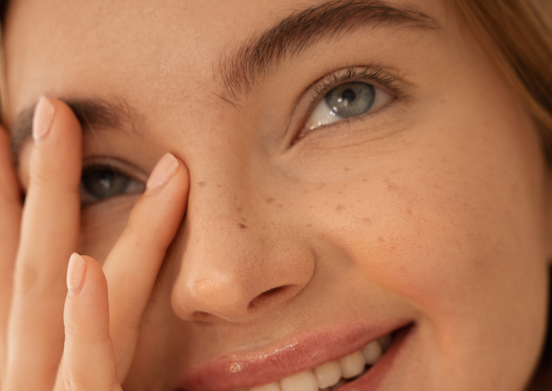 Is Aquaphor or Vaseline Safe for Your Eyelids? What Optometrists Want You to Know