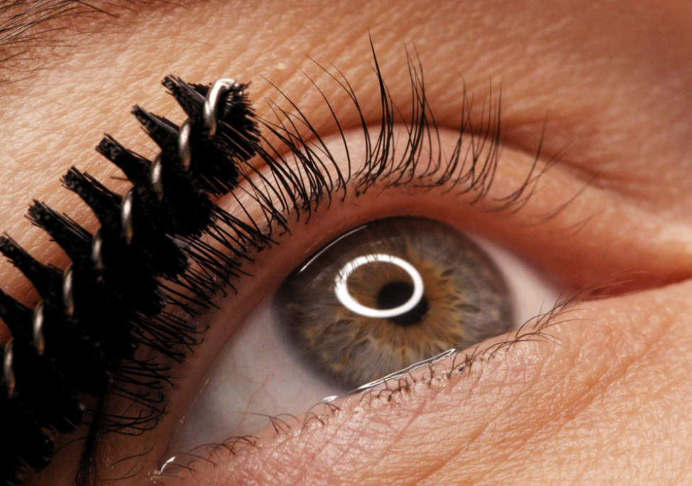 Extending eyelash extensions